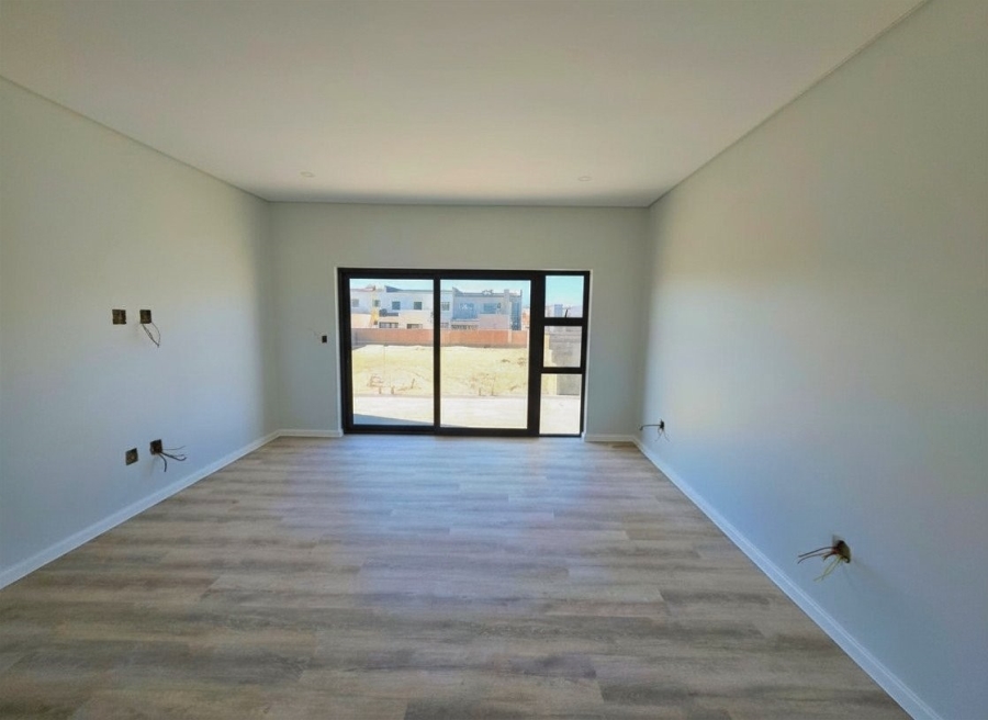 4 Bedroom Property for Sale in Sandown Western Cape